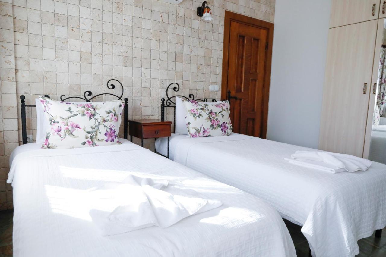 Villa Lotus Butik Otel 세페리히사르 외부 사진